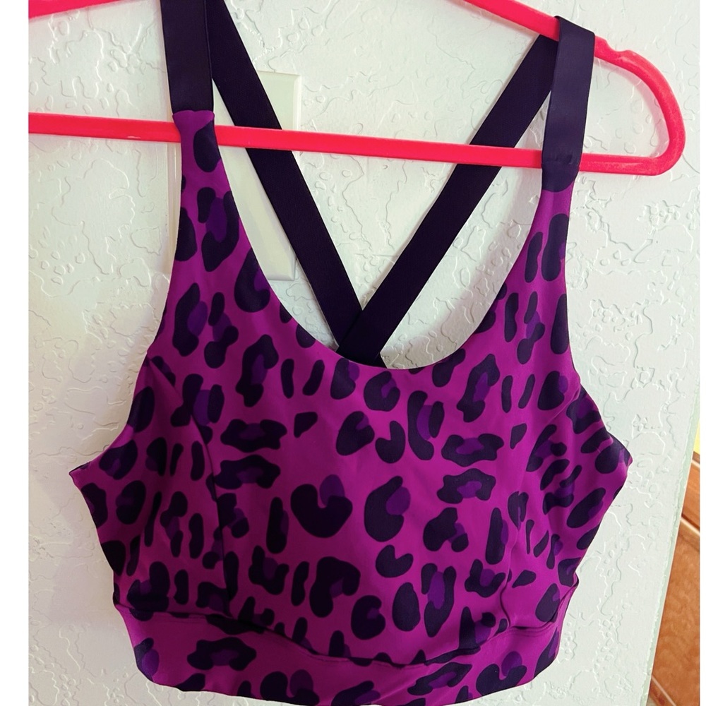 Savii sports bra in animal print
